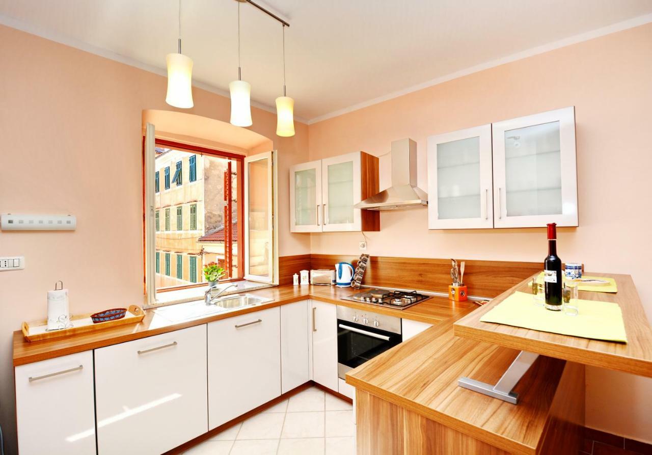 Apartment Martina Задар Екстериор снимка