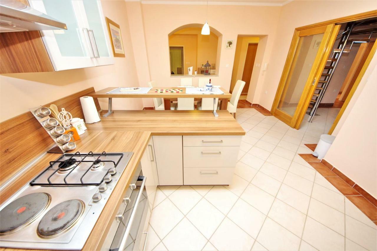 Apartment Martina Задар Екстериор снимка
